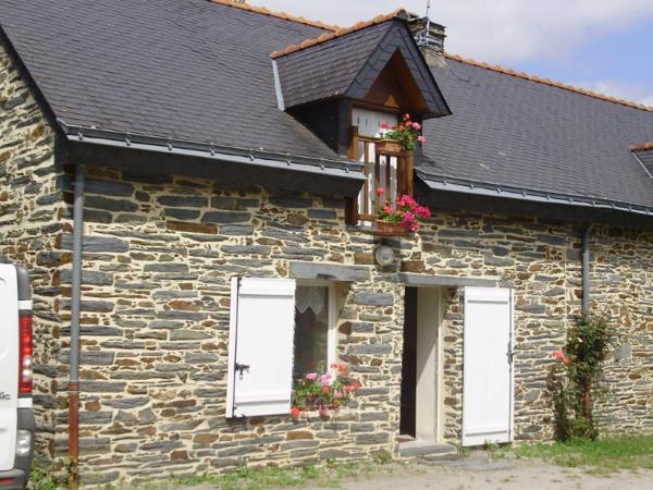 Location maison Guemene Penfao : 610 € - AJP By Marie