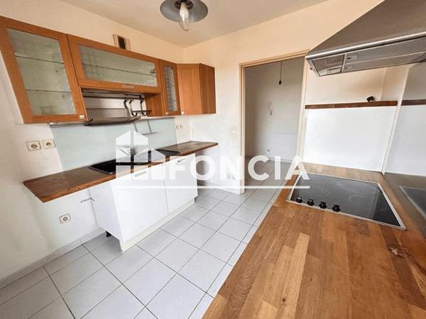 Location Appartement 3 pièces 67.93 m² - 108 BLD ROUVIER Marseille 13010