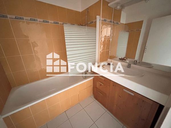 Location Appartement 3 pièces 67.93 m² - 108 BLD ROUVIER Marseille 13010