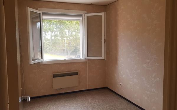 Appartement à vendre    4 pièces • 61,11 m2 Port-Saint-Louis-du-Rhône