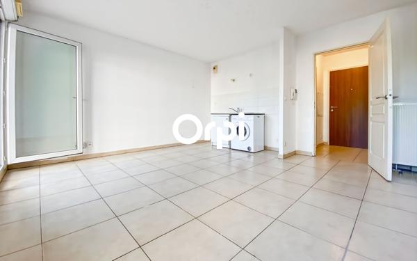 Appartement à vendre    1 pièce • 25,02 m2 Marseille 6