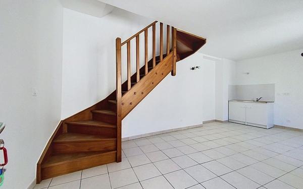 Appartement à vendre    2 pièces • 30,45 m2 Mandres-les-Roses