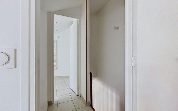 Appartement à vendre    2 pièces • 30,45 m2 Mandres-les-Roses