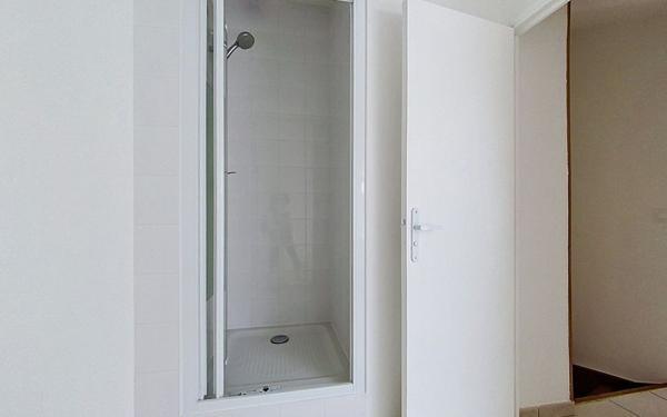 Appartement à vendre    2 pièces • 30,45 m2 Mandres-les-Roses