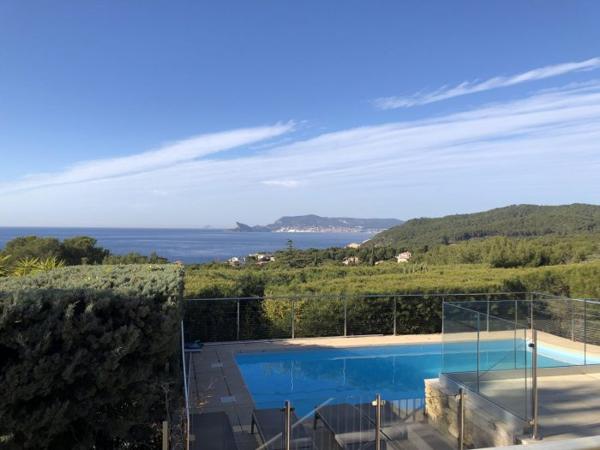 Maison villa Saint-Cyr-sur-Mer 120 m²