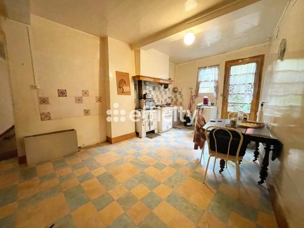 Immeuble 6 pièces - 135 m²