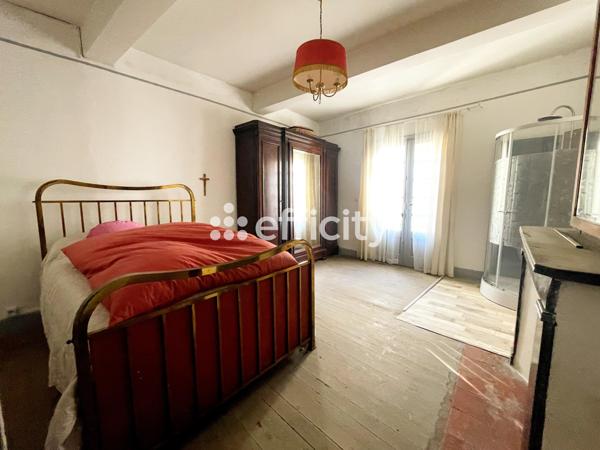 Immeuble 6 pièces - 135 m²