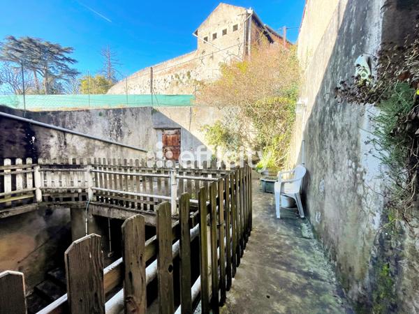 Immeuble 6 pièces - 135 m²