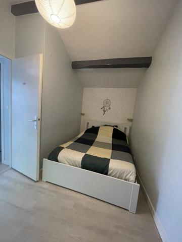 T2 MEUBLE - SAINTES RIVE DROITE