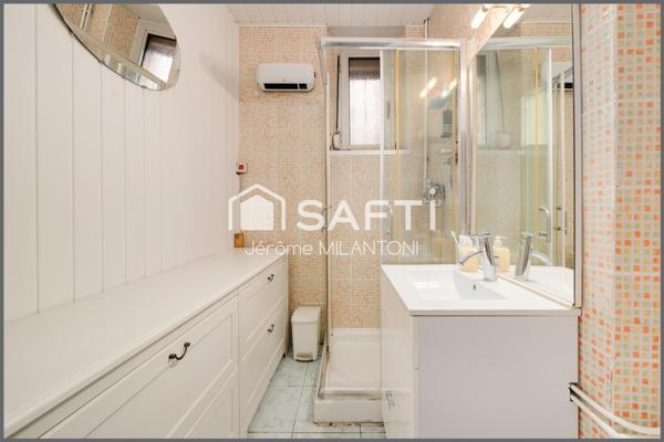 Ideal première acquisition, proche de toutes commodités, axe A31 à moins de 10mn, gare SNCF...