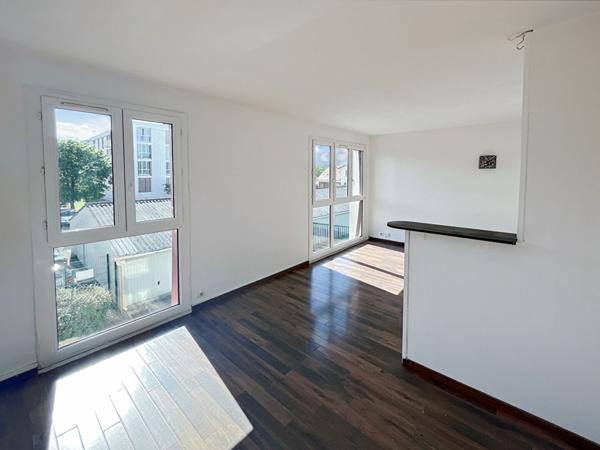 Appartement Les Mureaux 3 pièce(s) 67 m² - 2 chambres