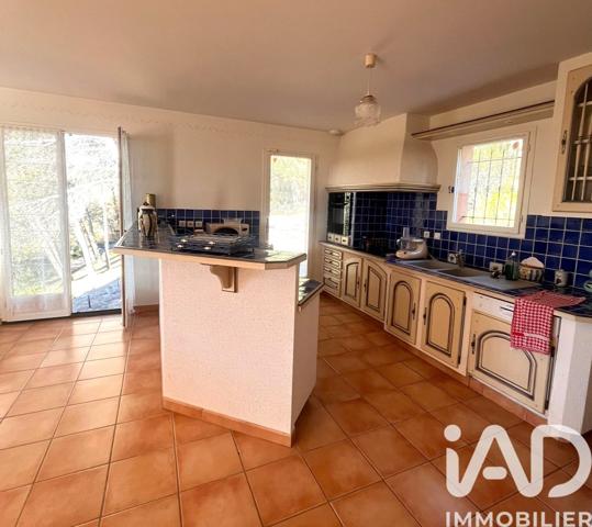 Maison à vendre 6 pièces 200 m² Cotignac