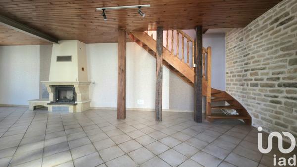 Maison 4 pièces de 84 m² à Semoutiers-Montsaon (52000)