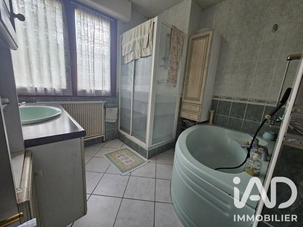 Maison à vendre 5 pièces 97 m² Charleville-Mézières