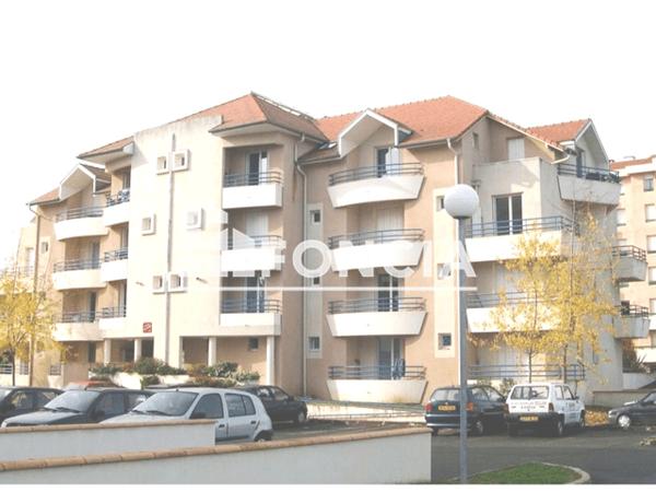 Location Studio 24.79 m² - 16 AVENUE PIERRE MASSE Pau 64000