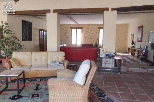 MIELAN (32) Superbe propriété/maison  offrant un fort potentiel, sur 2ha46 vue Pyrénées.