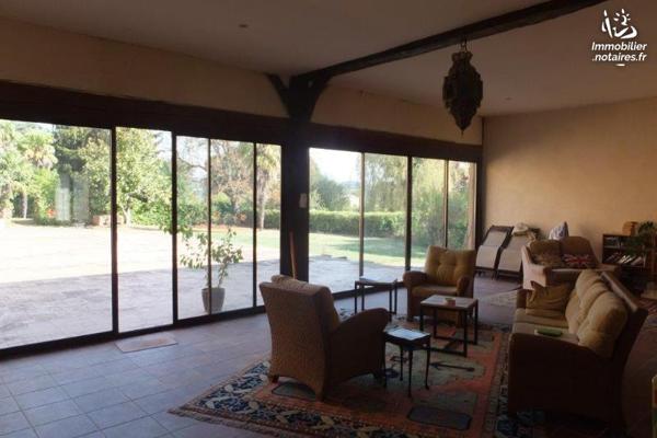 MIELAN (32) Superbe propriété/maison  offrant un fort potentiel, sur 2ha46 vue Pyrénées.