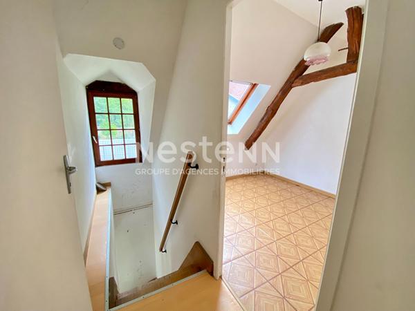 Maison à vendre avec 2 chambres jardin - centre ville - La Chartre-sur-le-Loir (72340)