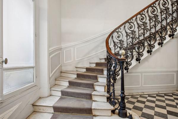Vente Appartement de luxe Paris 8 5 Pièces 148 m²
