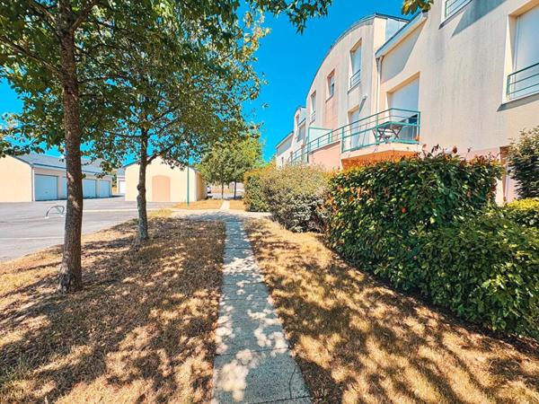 Appartement T2 avec Jardinet et stationnement - Couëron La Chabossière