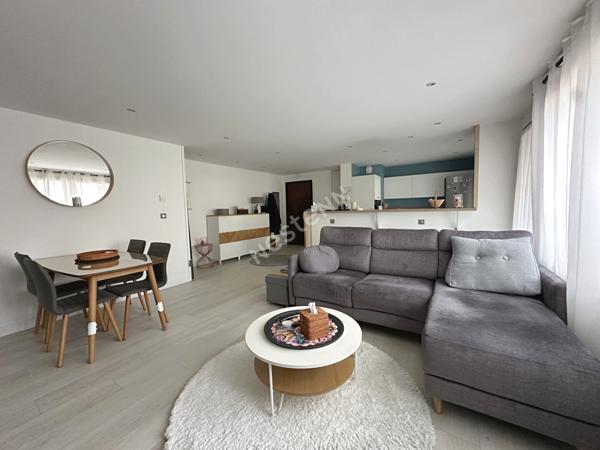 Appartement Villeurbanne 69100 Limite Lyon 6, Bellecombe, GARAGE COMPRIS, 3 pièces, 76 m2, balcon