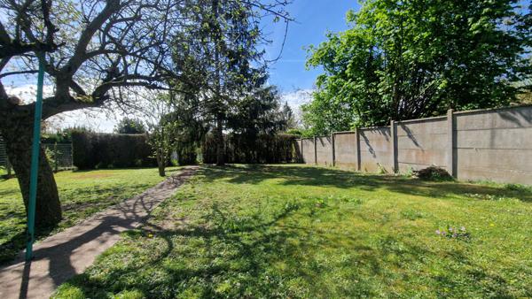 Maison Limay sur Sous-sol total 4 chambres et 1395m² de terrain