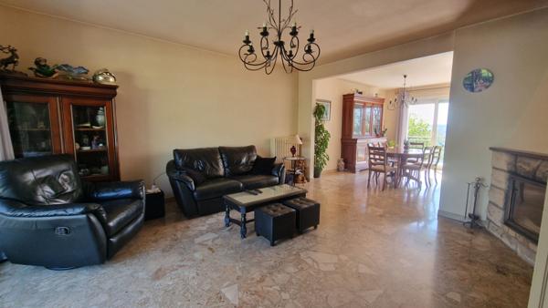 Maison Limay sur Sous-sol total 4 chambres et 1395m² de terrain