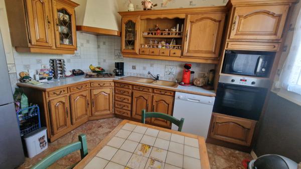 Maison Limay sur Sous-sol total 4 chambres et 1395m² de terrain