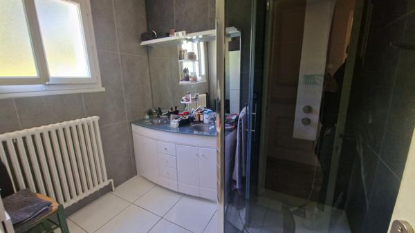 Maison Limay sur Sous-sol total 4 chambres et 1395m² de terrain