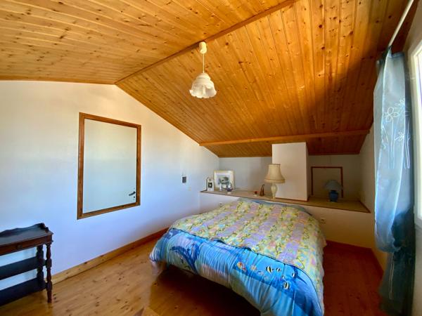 Maison Jonzac 6 pièce(s) 140 m2 et sous sol