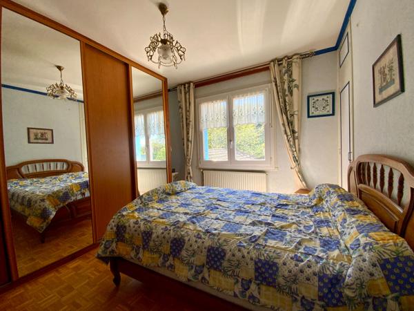 Maison Jonzac 6 pièce(s) 140 m2 et sous sol