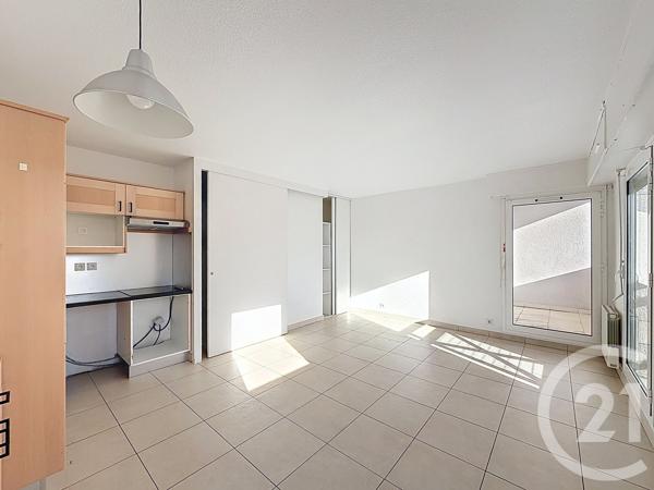 Appartement F3 à vendre  3 pièces - 60 m 2   ARCACHON  - 33