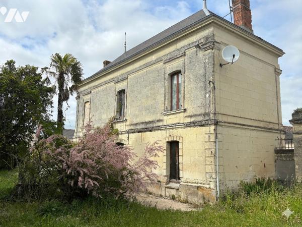Maison de maître à rénover -Proche Montreuil-Bellay- 