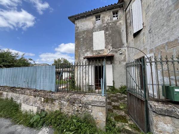 Maison à vendre 102 648 € Brioux-sur-Boutonne 7 p 146 m² DPE F