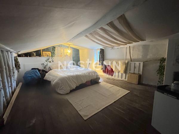 À VENDRE : MAISON DE 130M2 AVEC GRANGE SITUÉE A VERNAJOUL