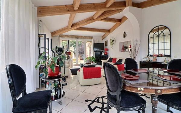 Maison à vendre    4 pièces •  Lorgues