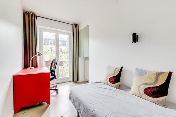 Beau duplex traversant en étage - 5 chambres