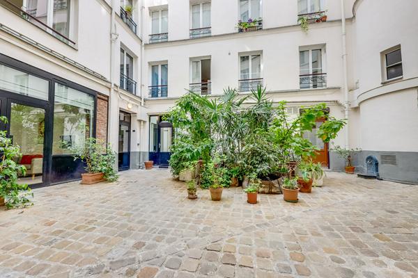 Beau duplex traversant en étage - 5 chambres