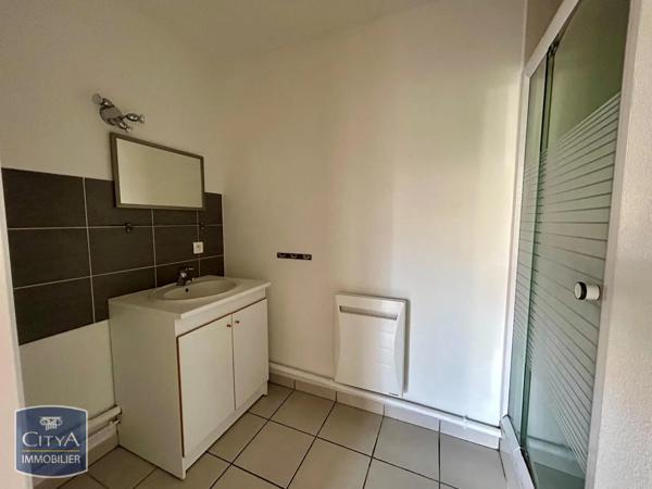 Appartement à louer 2 pièces 39.51m² Clermont-Ferrand (63000)