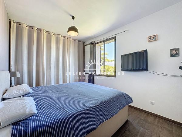 SUPERBE 3 PIECES AVEC VUE MER CAP D'ANTIBES