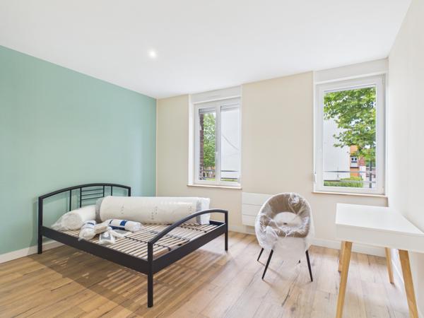 Immeuble
        
        - 135 m² 249 900 € *