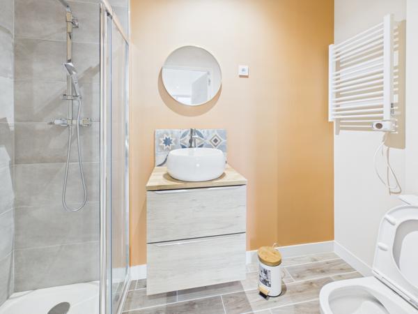 Immeuble
        
        - 135 m² 249 900 € *
