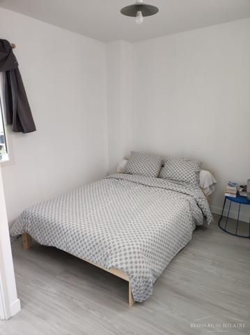 T2 MEUBLE - 33.08 m² - RUE DES FEUILLANTS