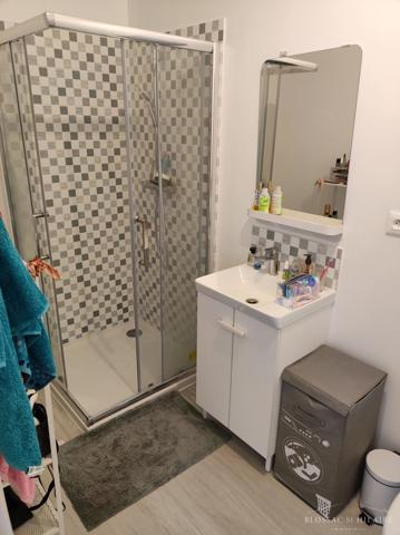 T2 MEUBLE - 33.08 m² - RUE DES FEUILLANTS