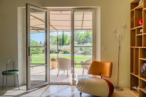 Aix-en-Provence, Maison 5 Chambres -  220 m² à vendre