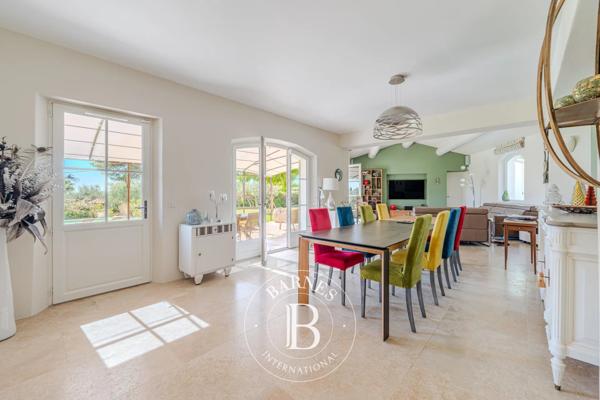 Aix-en-Provence, Maison 5 Chambres -  220 m² à vendre