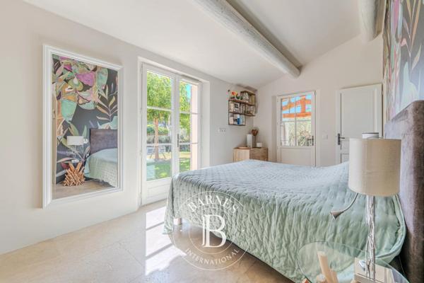 Aix-en-Provence, Maison 5 Chambres -  220 m² à vendre