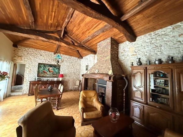 ST CHRISTOLY MAISON 3 CHAMBRES SUR 7400M² DE TERRAIN Saint-Christoly-de-Blaye (33920)