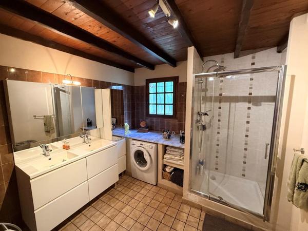 ST CHRISTOLY MAISON 3 CHAMBRES SUR 7400M² DE TERRAIN Saint-Christoly-de-Blaye (33920)