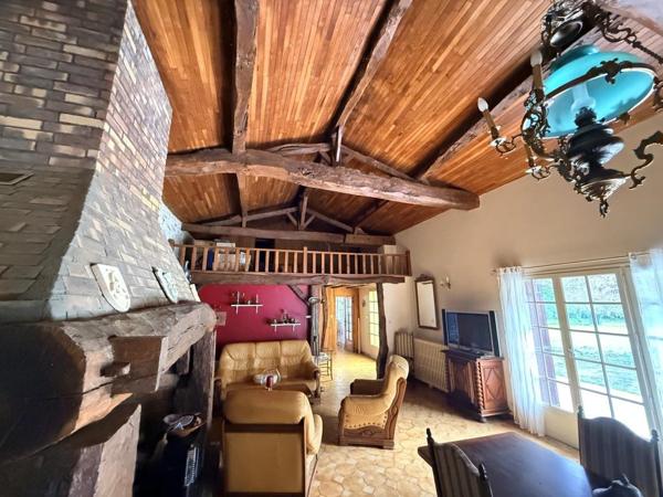 ST CHRISTOLY MAISON 3 CHAMBRES SUR 7400M² DE TERRAIN Saint-Christoly-de-Blaye (33920)